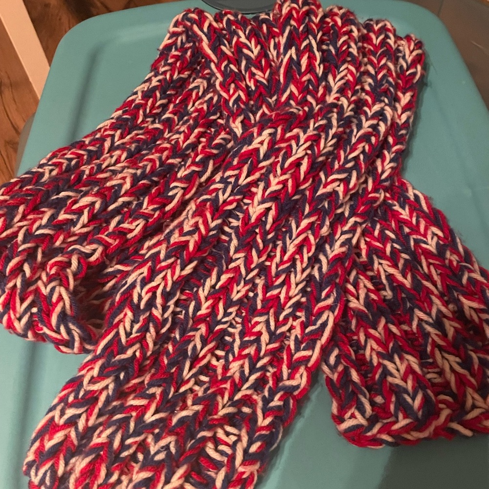 BUFFALO BILLS Red, White, and Blue Knit Scarf